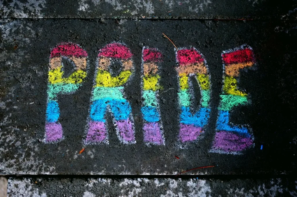 | pexels katierainbow 8275147